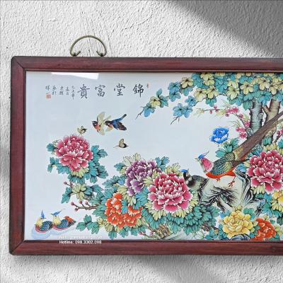 TRANH SỨ KHUNG GỖ – PHÚ QUÝ NGHÊNH XUÂN